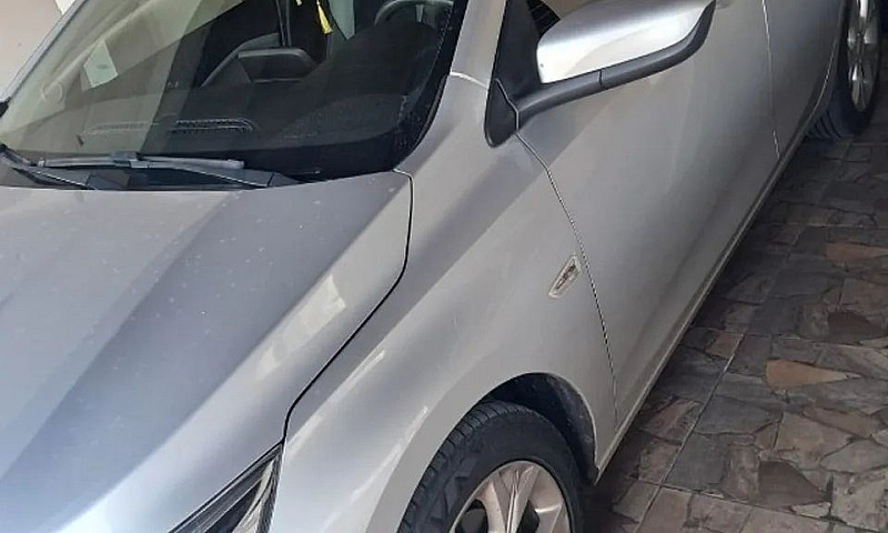 Chevrolet Onix Hatch...