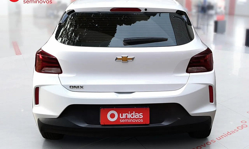Chevrolet Onix Sedan...