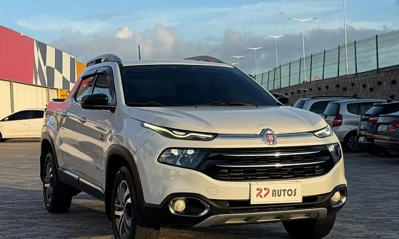 Fiat Toro Volcano 2....