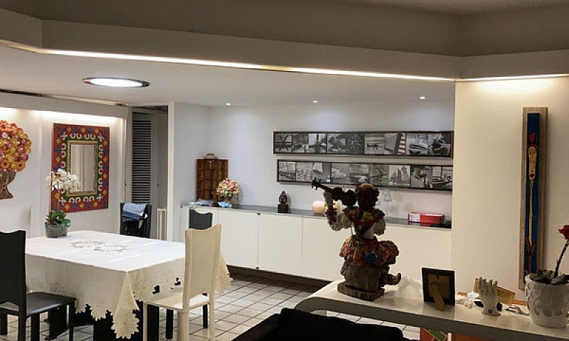 Edifício Solar De Ma...