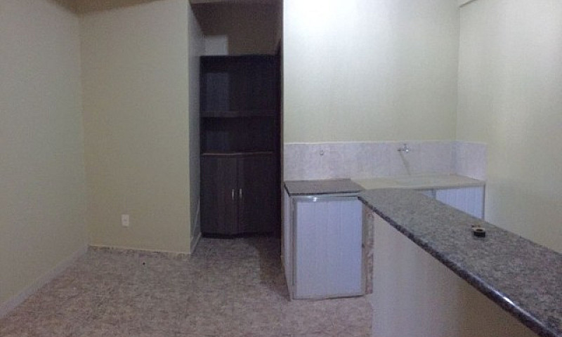 Apartamento De 02 Qu...