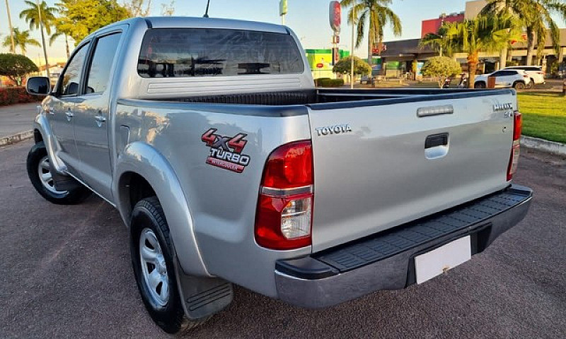 Hilux Sr 3.0 D4-D 4X...