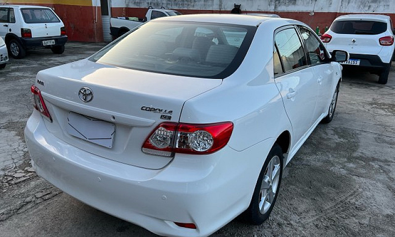 Corolla Xei 2013...