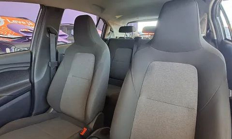 Chevrolet Onix Sedan...