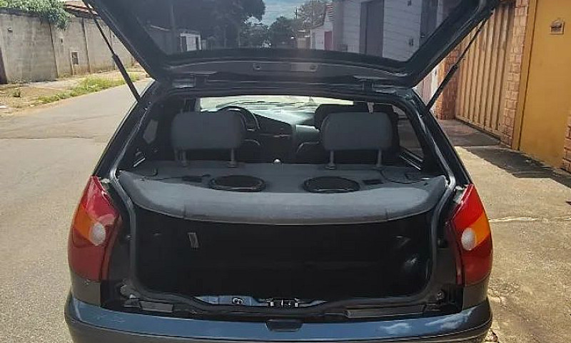 Fiat Palio Young 1.0...