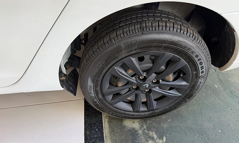 Renault Logan Zen Fl...