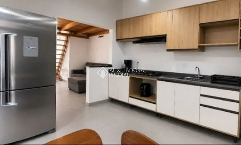 Casa Em Condomínio N...