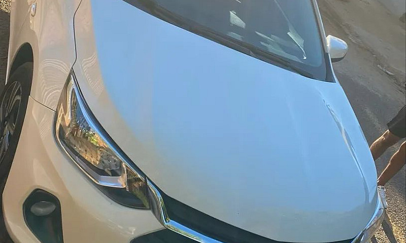 Chevrolet Onix Hatch...