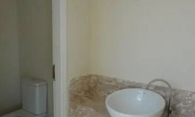 Sobrado À Venda E Pa...