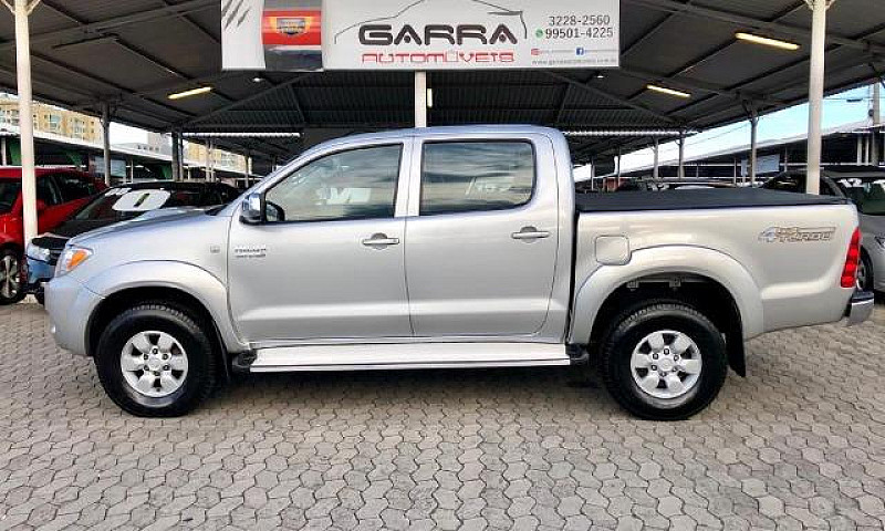 Toyota Hilux Sr-V D4...