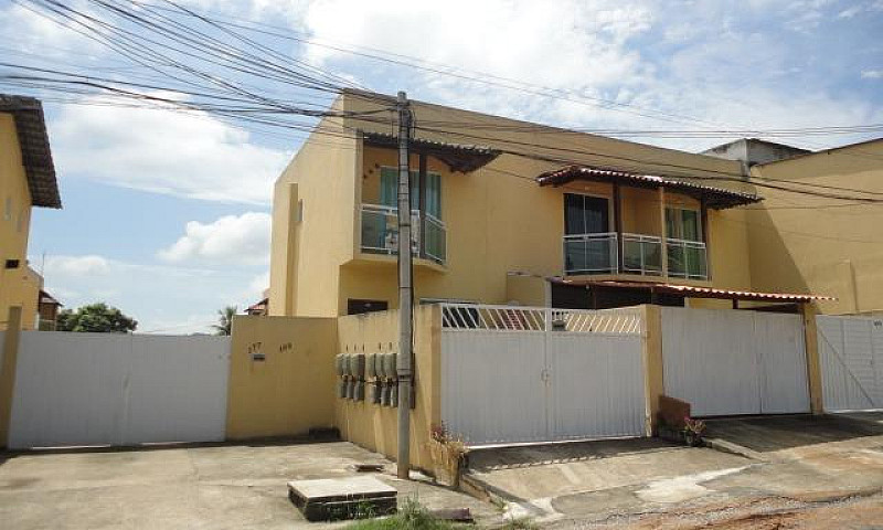 Casa Duplex Em Monjo...
