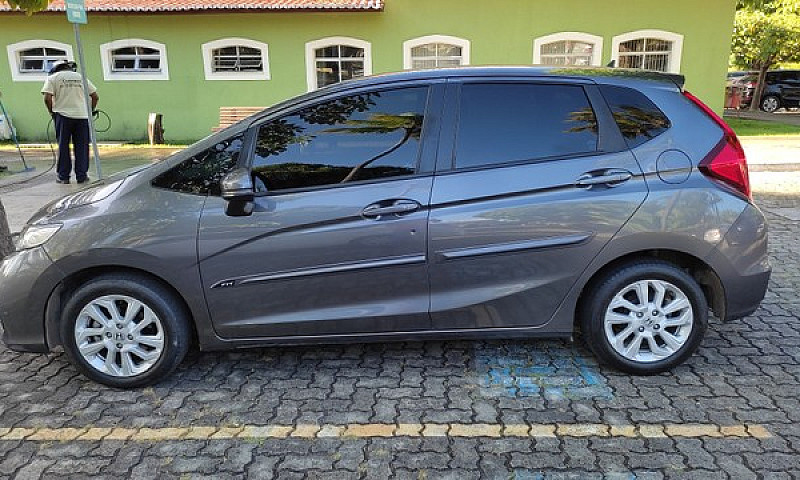 Vendo Honda Fit ...