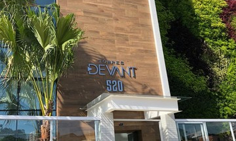 Torre Devant, Leal M...