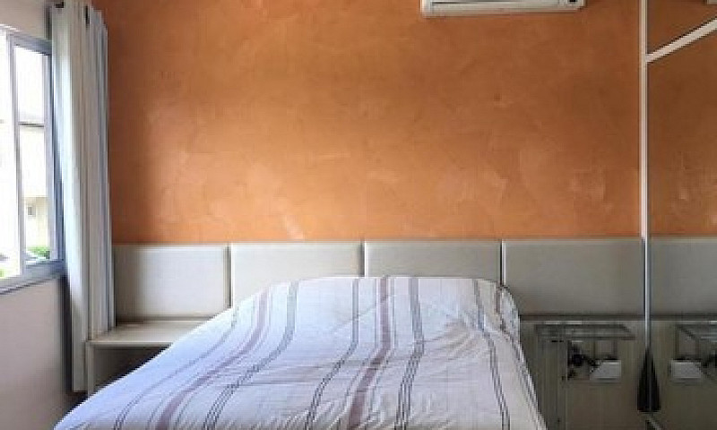 Casa Em Condomínio P...