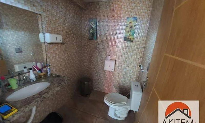 Casa Com 2 Dormitóri...