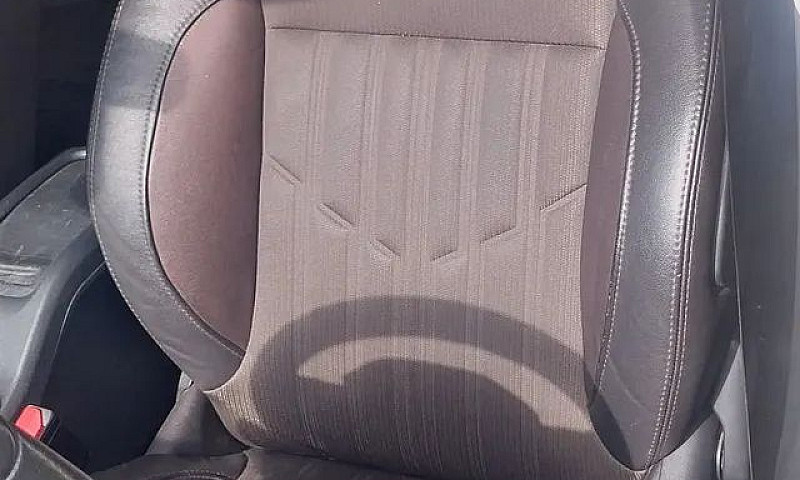 Peugeot 2008 Griffe...