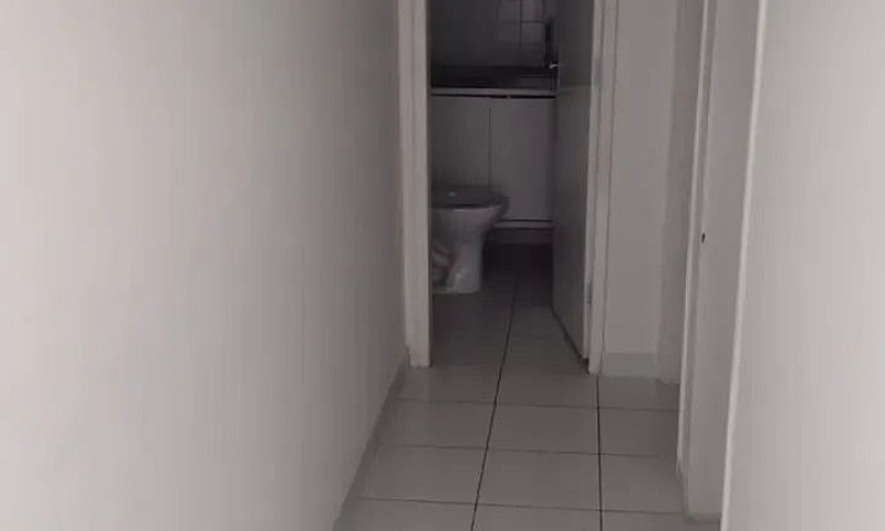 Aluga-Se Apartamento...