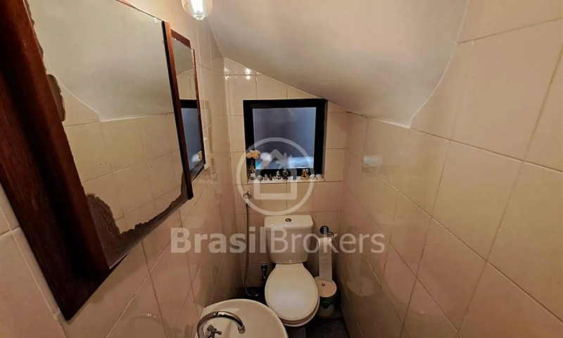 Casa Condomínio Fech...