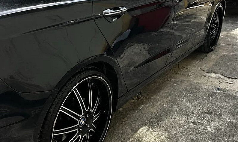 Ford Fusion Titanium...