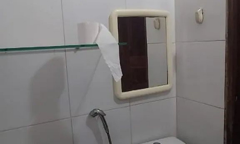 Vendo Casa Com Pisci...