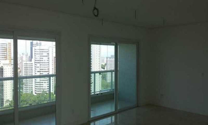 Apartamento 4 Suítes...