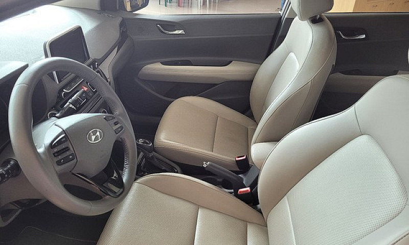 Hyundai Hb20S ...