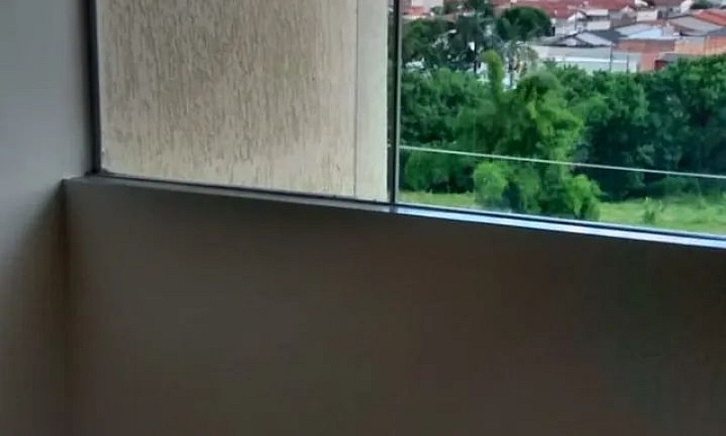 Apartamento À Venda...