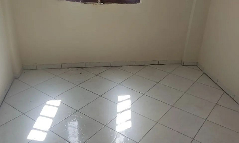 Alugo Casa No Bairro...