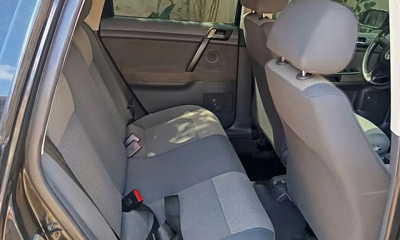 Volkswagen Polo 1.6 ...