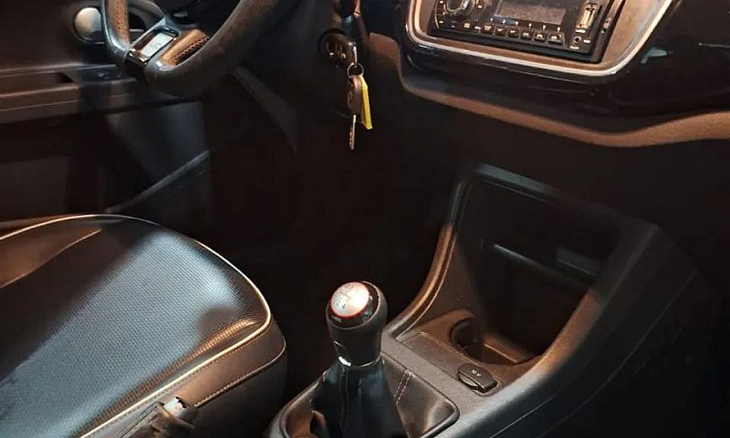 Volkswagen Up! Cross...