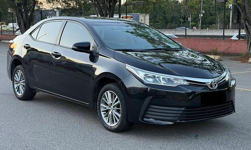 Toyota Corolla Gli 1...