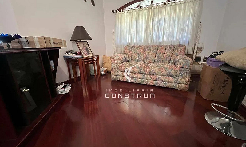 Casa A Venda 4 Quart...