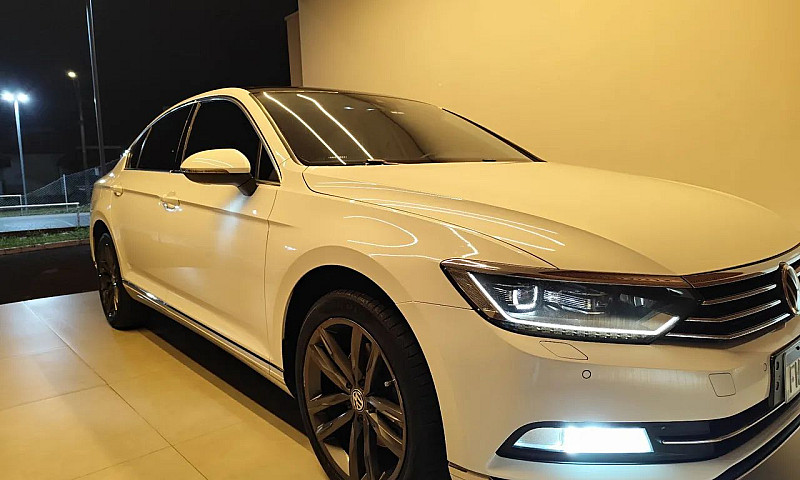 Volkswagen Passat Hi...
