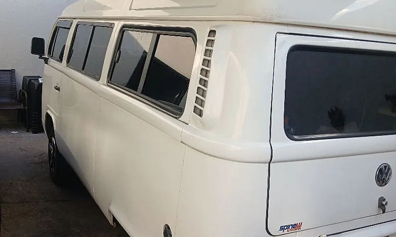 Volkswagen Kombi Sta...