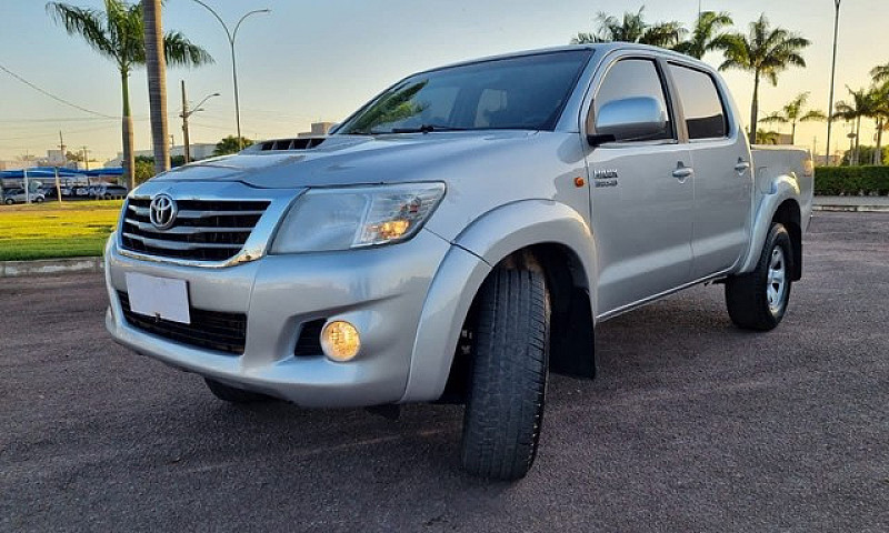 Hilux Sr 3.0 D4-D 4X...