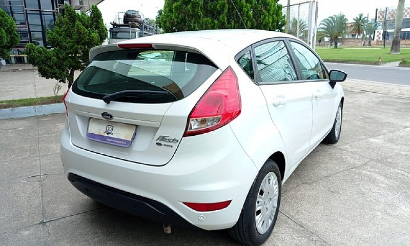 Ford Fiesta Se 1.6 M...