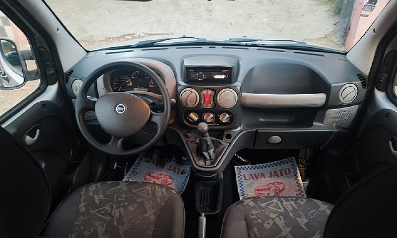 Vendo Fiat Doblô 1.8...