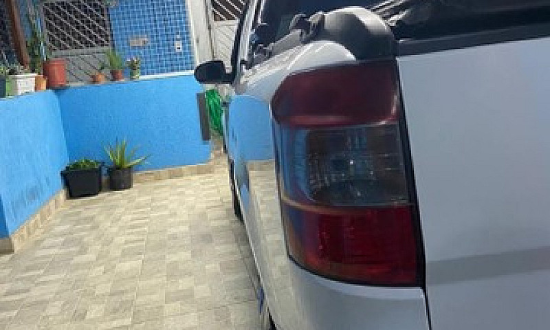 Chevrolet Monatana 2...