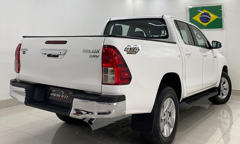 Toyota Hilux Srv 201...