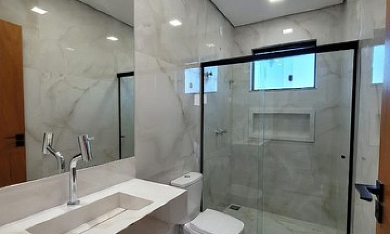 Excelente Casa Nova ...