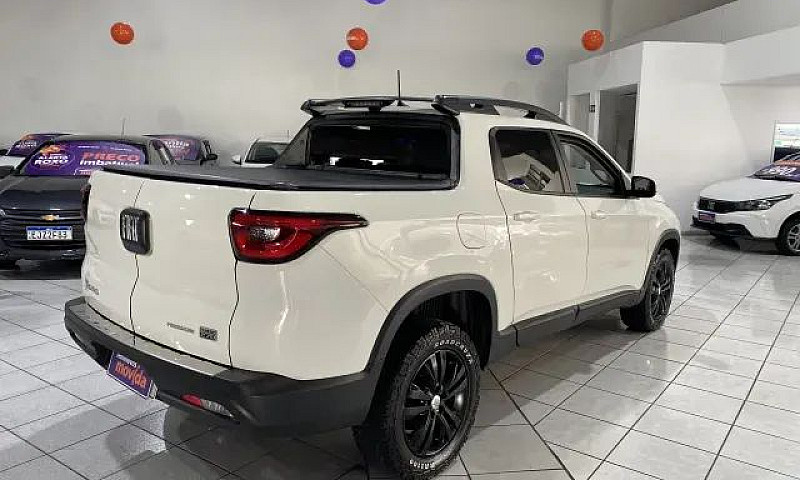 Fiat Toro Freedom 1....