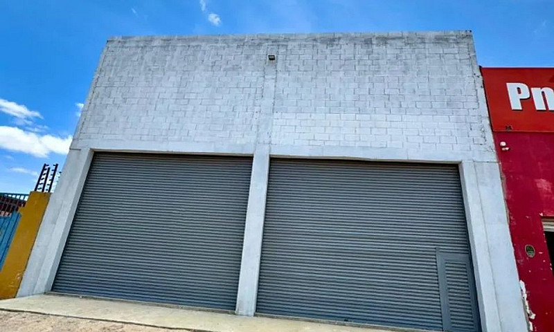 Galpão Comercial Dis...