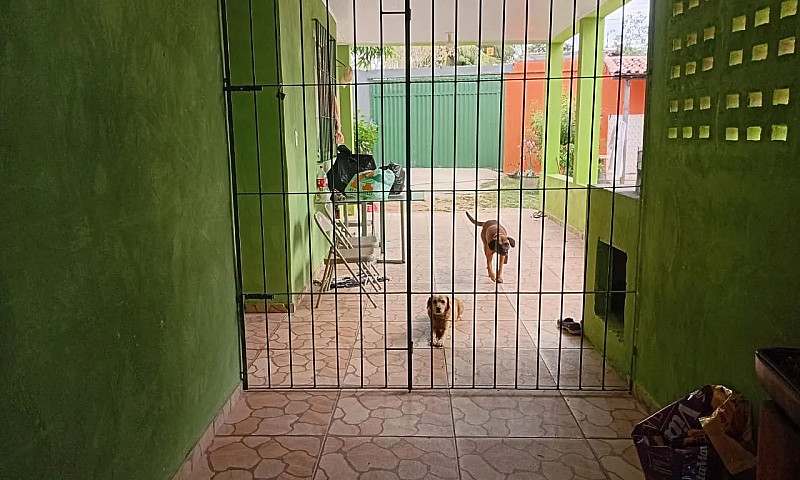 Casa Com Varanda ...