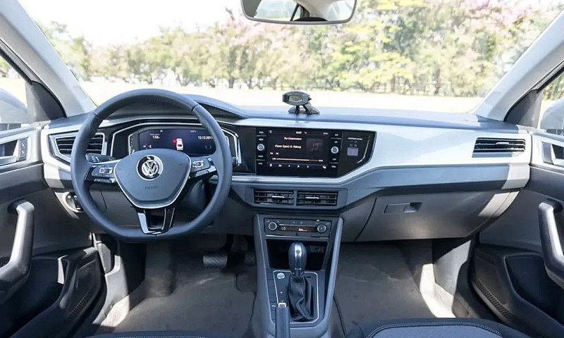 Volkswagen Virtus Hi...