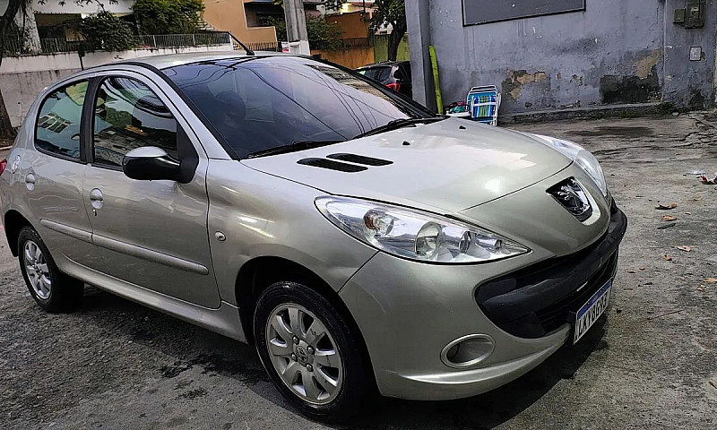 Peugeot 207 Xr Sport...