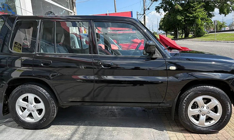 Mitsubishi Pajero Tr...