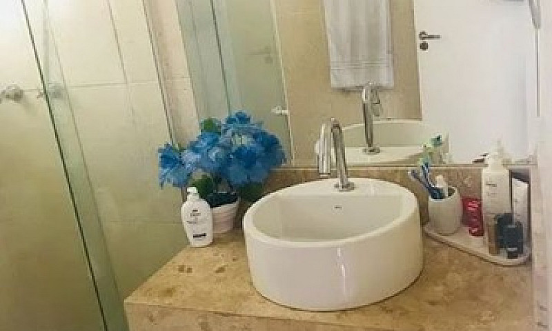 Casa Recentemente Re...