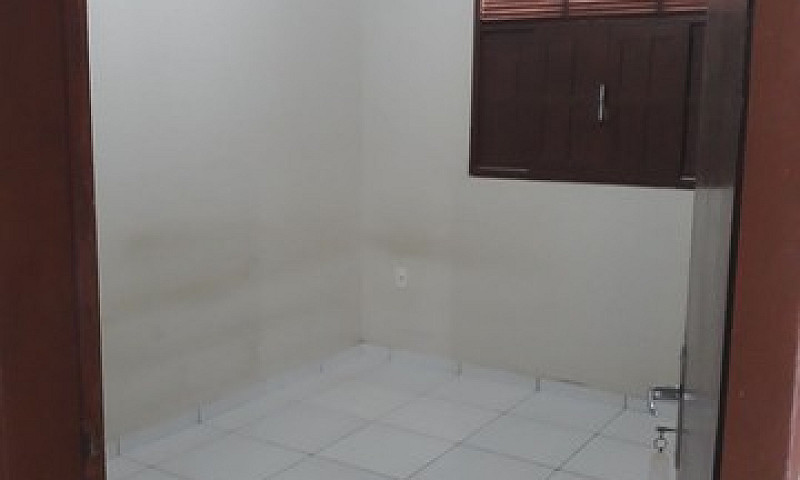 Aluguel De Casa Em C...