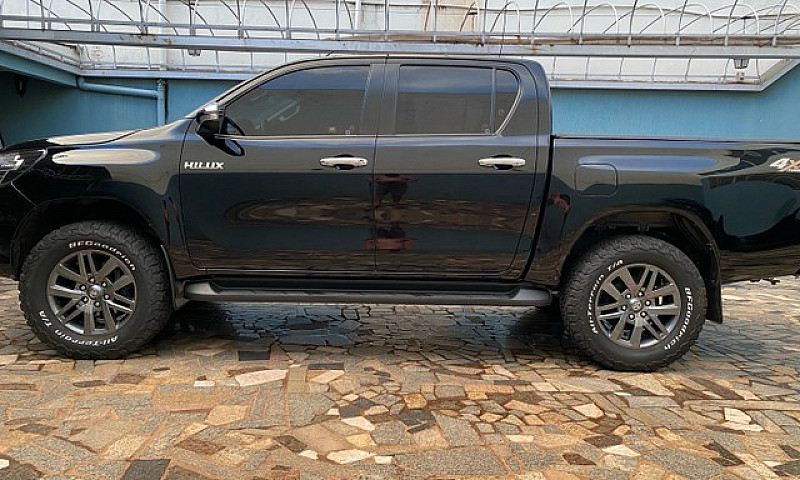 Hilux Srv 16/16...