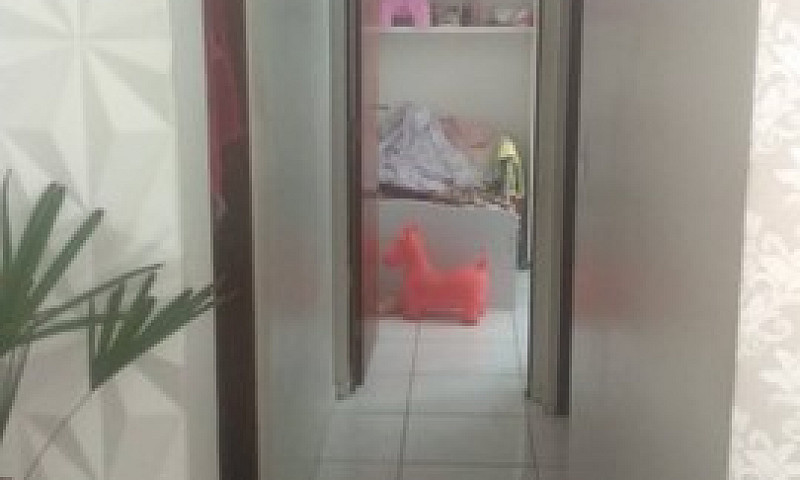 Vendo Apto Térreo 02...